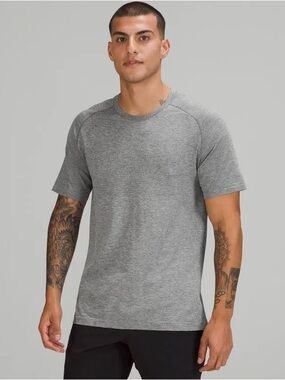 Lululemon Metal Vent Tech Short Sleeve Shirt 2.0 – Grey | Size Medium
